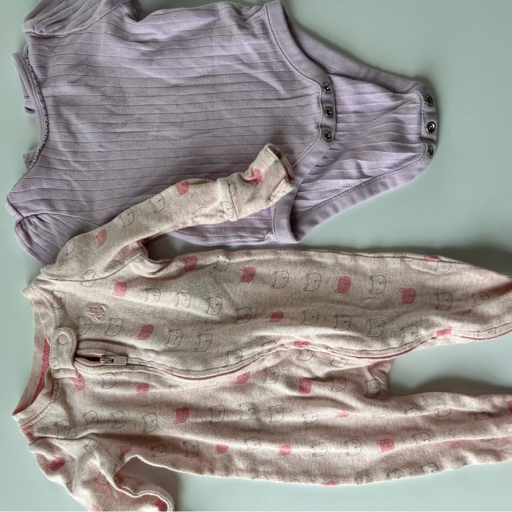 Bundle of 7 GAP Baby Girl Clothes 0-3 months Mstching Set, Pants, Bodysuits - Picture 7 of 8